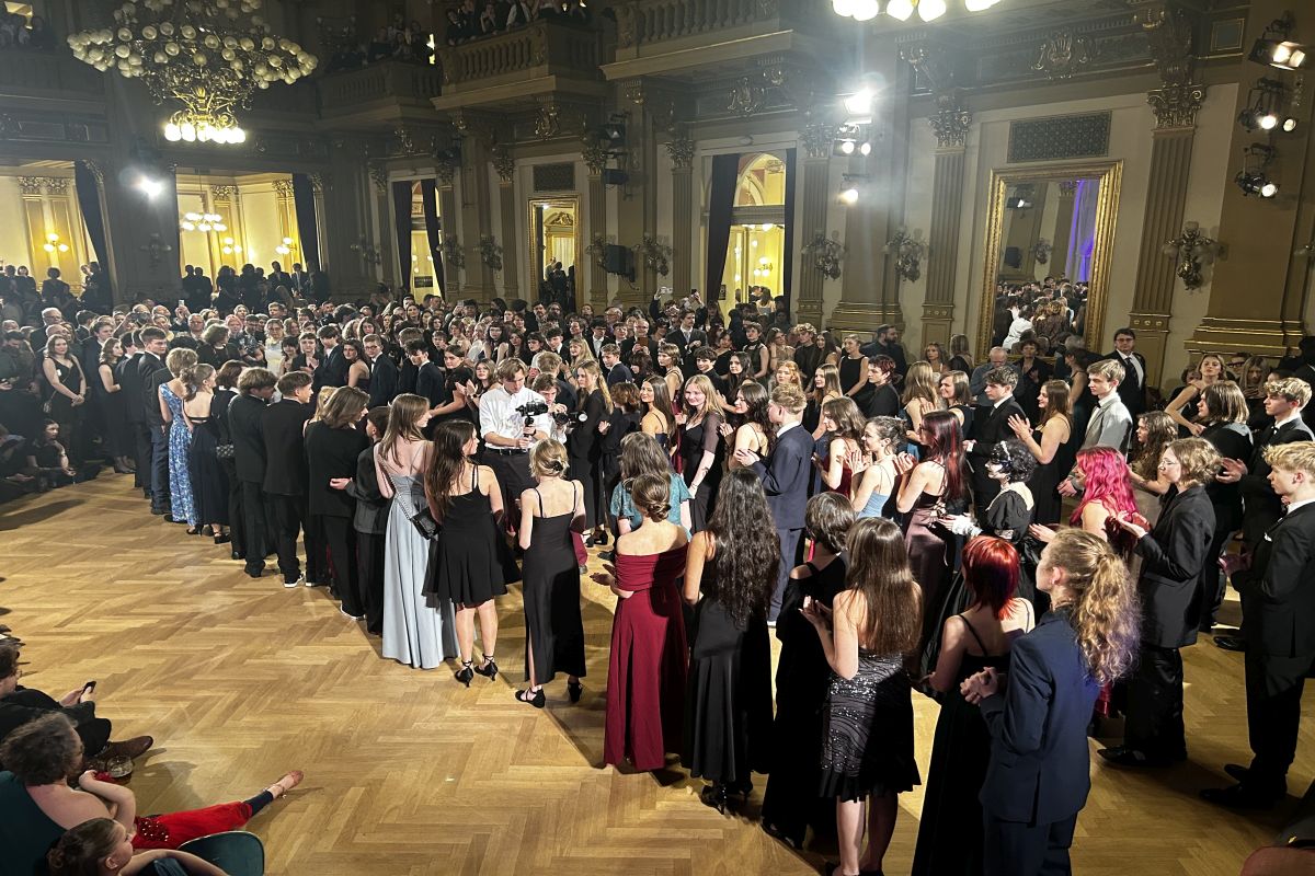 DJ na maturitní ples a moderování večera